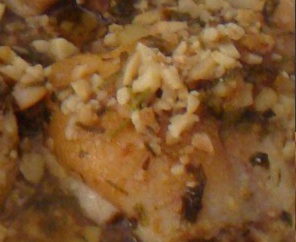 POLLO CON SALSA DE ALMENDRAS