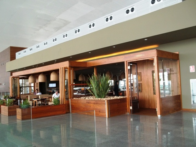 COMERCIOS DEL AEROPUERTO DE CARRASCO