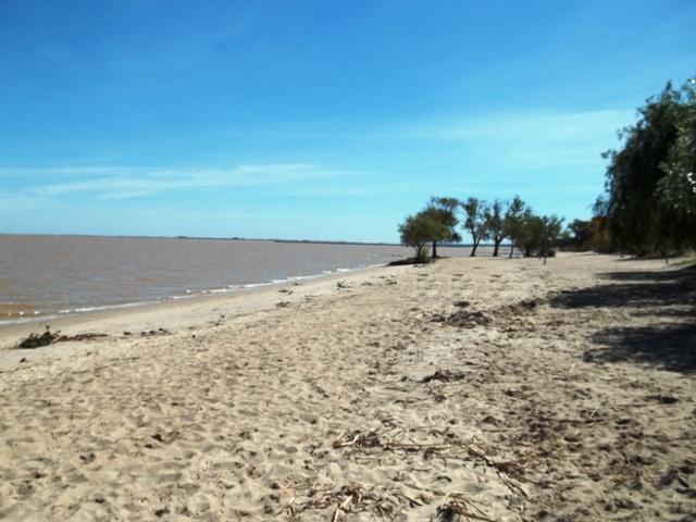 PLAYA DE LA CIUDAD DE CARMELO
