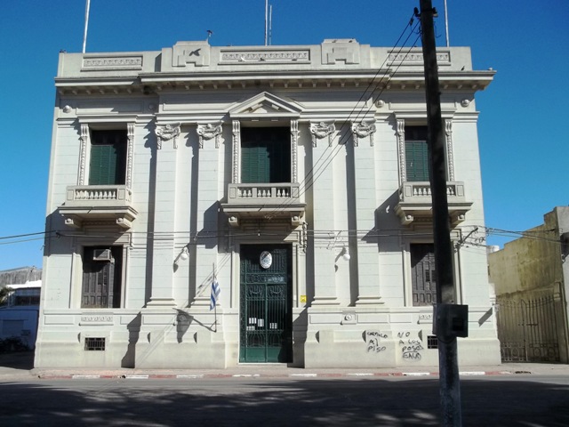 OFICINAS DEL ESTADO EN CARMELO