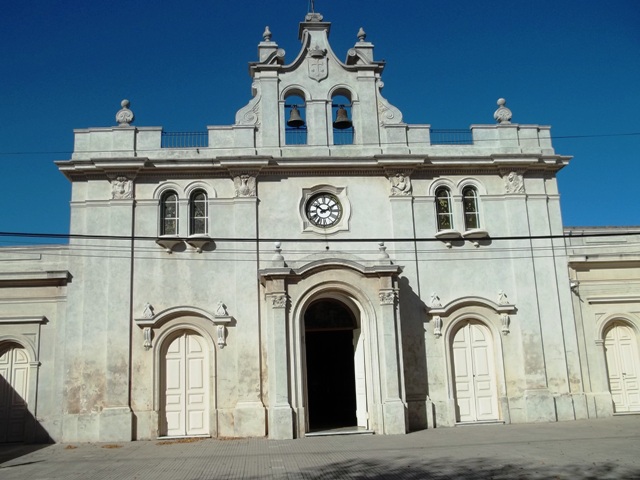 IGLESIA DE LA CIUDAD DE CARMELO URUGUAY