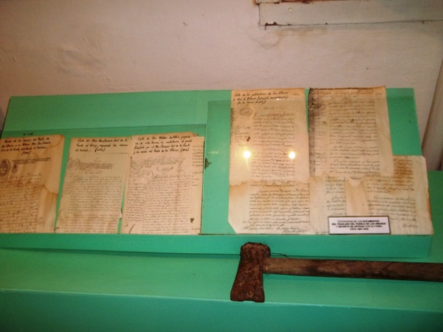 DOCUMENTOS HISTORICOS DE LA REGION EN MUSEO DEL CARMEN