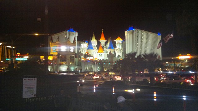 EL CASTILLO EN LAS VEGAS ILUMINADO