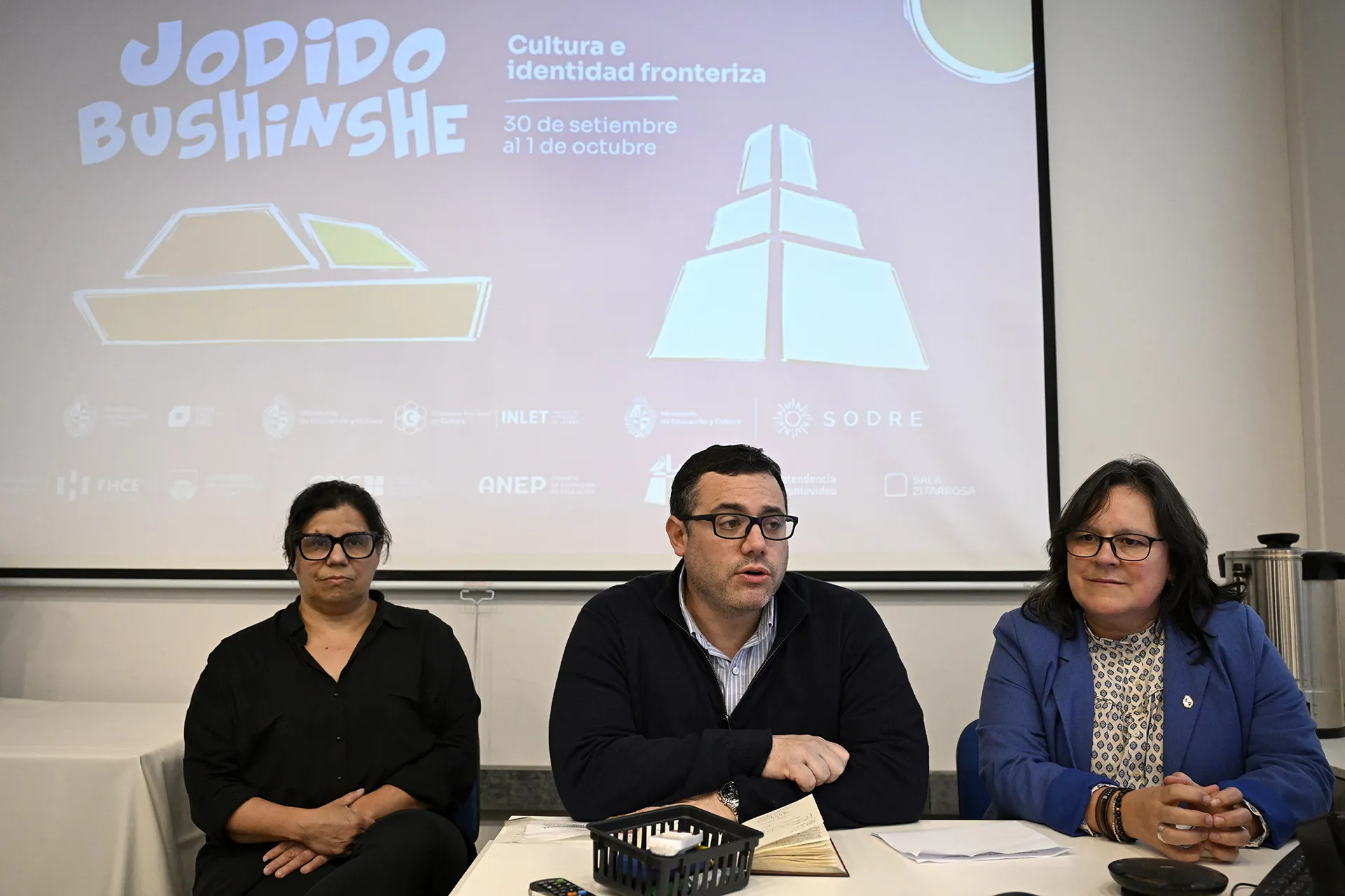 Montevideo recibe a Jodido Bushinshe: cultura de frontera, literatura y música