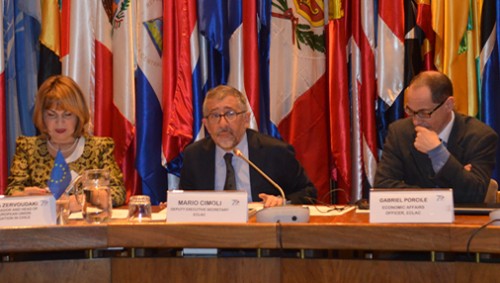 Debaten en la CEPAL sobre la necesidad de repensar el desarrollo en un mundo en transición.