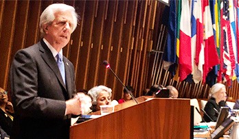 Tabaré Vázquez fue distinguido como Héroe de la Salud Pública por la OPS