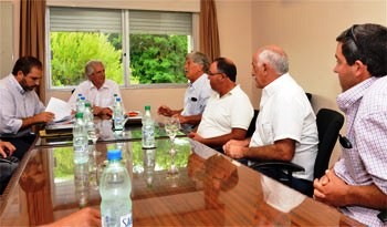 Presidente Tabaré Vázquez mantuvo encuentro con representantes de gremiales lecheras