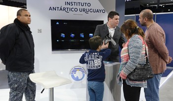 Uruguay afianza su presencia en la Antártida con 20 proyectos de investigación que desarrolla la Universidad de la República