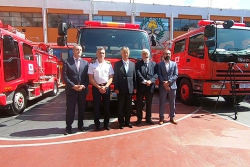 Bomberos aumenta su flota de vehículos y equipamiento operativo para su personal