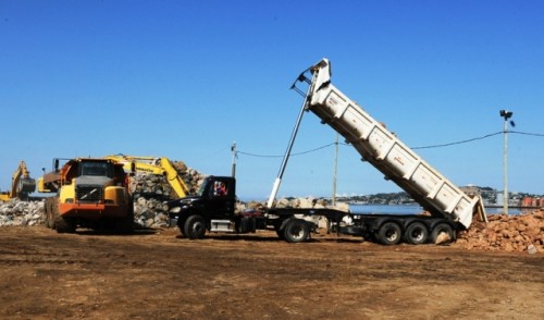 Firma constructora de puerto montevideano de Capurro utiliza geocontenedores por primera vez en Uruguay