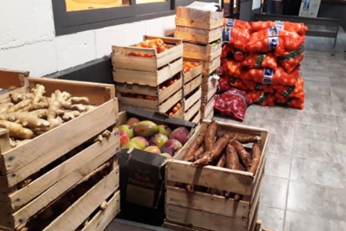 Interceptan más de una tonelada de frutas y verduras de contrabando y 200 kilos de carne producto del abigeato en Rocha