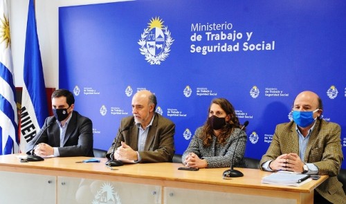 Ministro Pablo Mieres: retorno de 45.000 trabajadores a la actividad laboral es una señal clara de reactivación económica