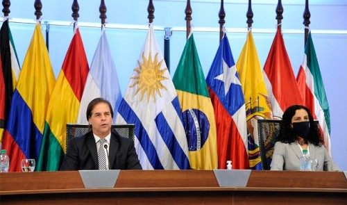 Uruguay entregó la presidencia pro tempore del Mercosur a Argentina en Cumbre de Presidentes del bloque regional