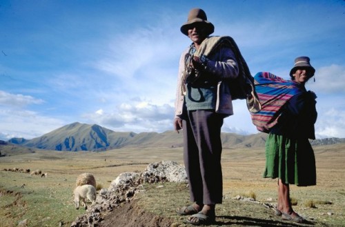 Los pueblos indígenas son fundamentales para construir un mundo pospandémico más sostenible, dice el presidente del FIDA