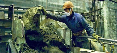 Los beneficios de los recursos minerales deben llegar a todo el mundo no solo a las elites