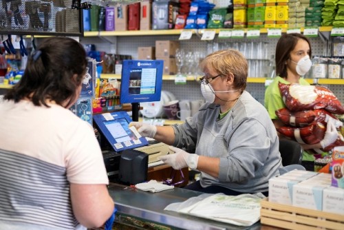 Actividad en comercios y servicios cayó 5,3% en el segundo trimestre