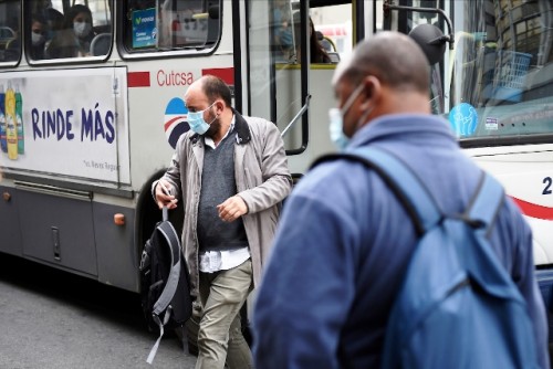 Este 25 las frecuencias de ómnibus en Montevideo funcionarán como un domingo