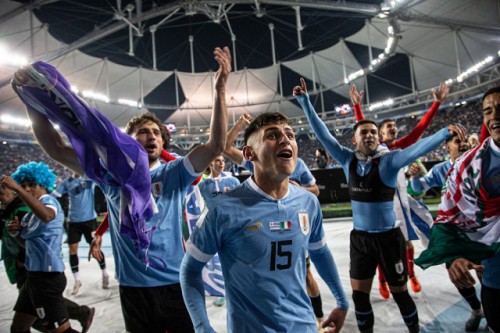 La Celeste llega este mediodía al aeropuerto y habrá caravana hasta el Centenario