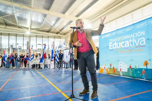 Anep inauguró Instituto de Alta Especialización de UTU y Centro Polideportivo en Colonia