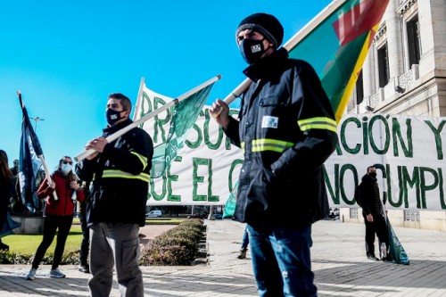Trabajadores de OSE llevan a cabo un paro de 48 horas