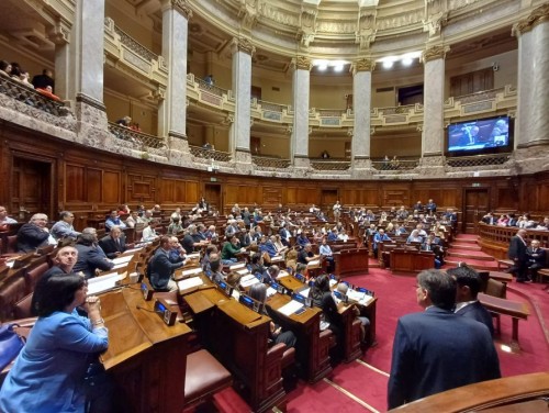 Casa de Galicia: se mantiene el veto tras la votación en el Parlamento